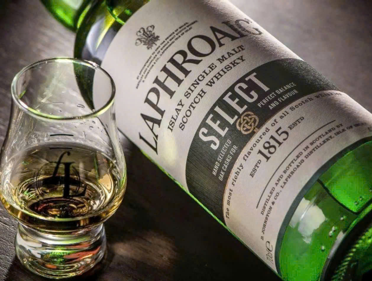 Gioi-thieu Laphroaig Select-700-ml-gia-re