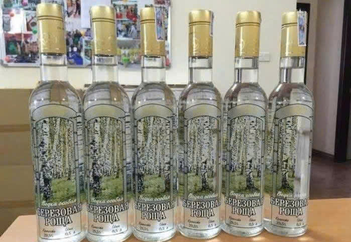 Trung-bay-Bach duong Vodka-500ml