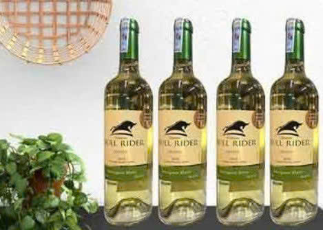 Trung-bay-Chateau-Bull-Rider-Trang-gia-re
