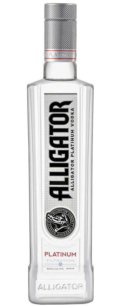 Vodka-Ca-Sau-Den-50cl-31-do-gia-re