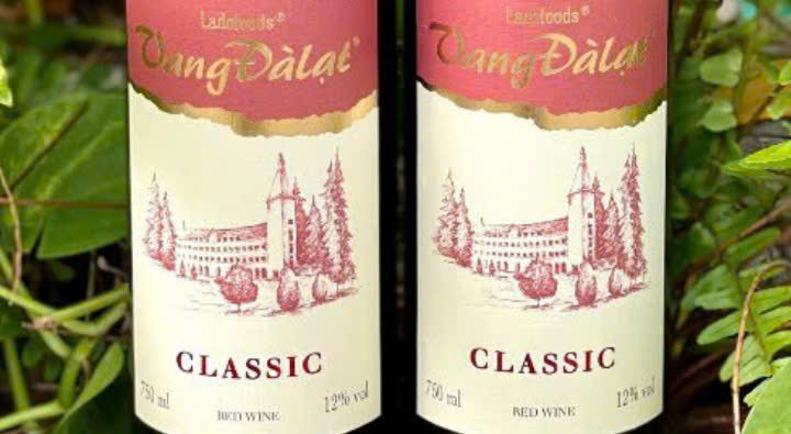 Thuong-hieu-Vang-Da-lat-Classic-Red-Do-750-ml