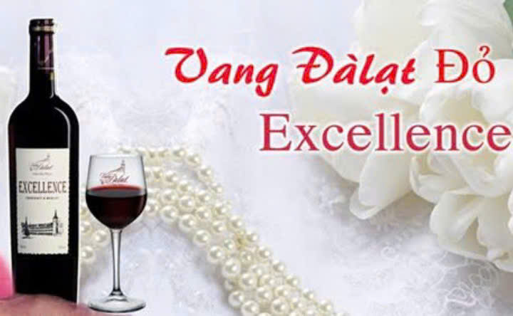 Vang-excellence-red-12-5-do-750-ml-moi-gia-re