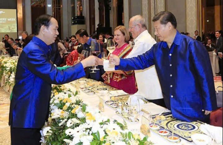 dalat-apec-collection-Red-wine-375ml-chieu-dai-nguyen-thu-quoc-gia