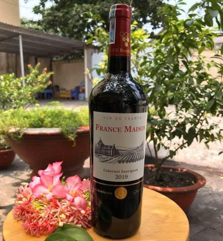 gIOI-THIEU-maison-vang-phap-750ml