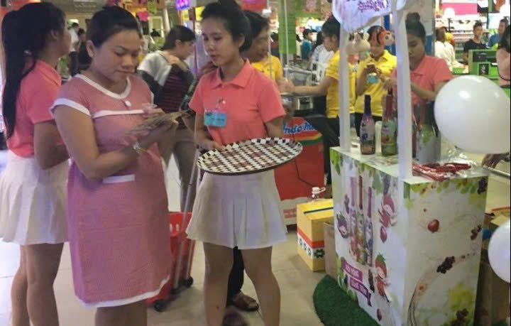 gioi-thieu-vivazz-sprkling-juice-LADOFOODS