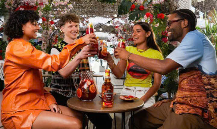 thuong-thuc-chivas-extra-13-Sherry do-moi