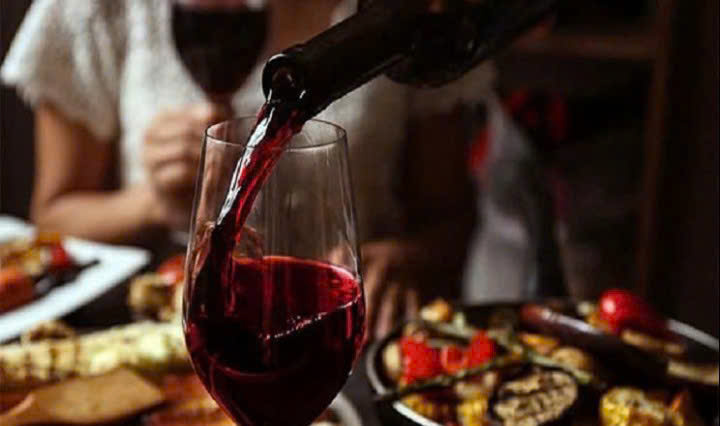 thuong-thuc-ruou-vang-france-maison-750-ml