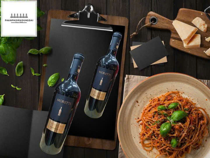 vang-y-gia-re-Moretti-va-mon-an-viet-nam