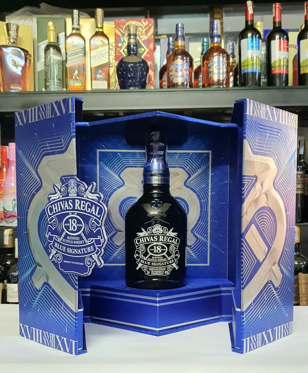 Chivas 18 Blue Hộp Quà 2024,Giá Chivas 18 Blue Hộp Quà 2024,Mua Chivas 18  Blue Hộp Quà 2024,Bán Chivas 18 Blue Hộp Quà 2024