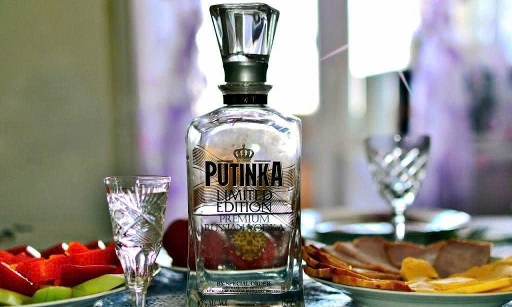 Cach-thuong-thuc-Vodka-Putinka-Vuong-chuan-vi