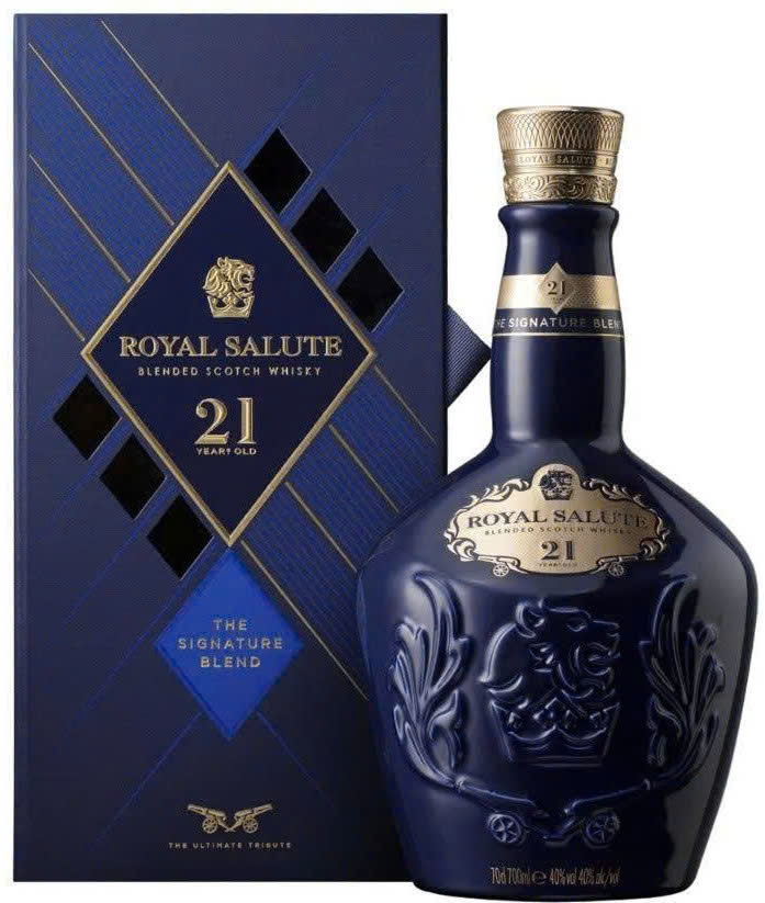 Chivas 21 Royal Salute 21-YO-gia-re