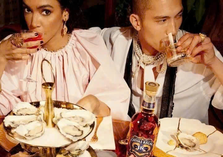 Dung-chuan-vi-voi-chivas-18-nam-70-cl