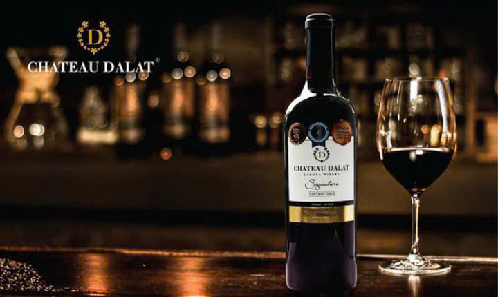 Dung-dieu-voi-chateau-dalat-sugnature-Shiraz-13-do-con