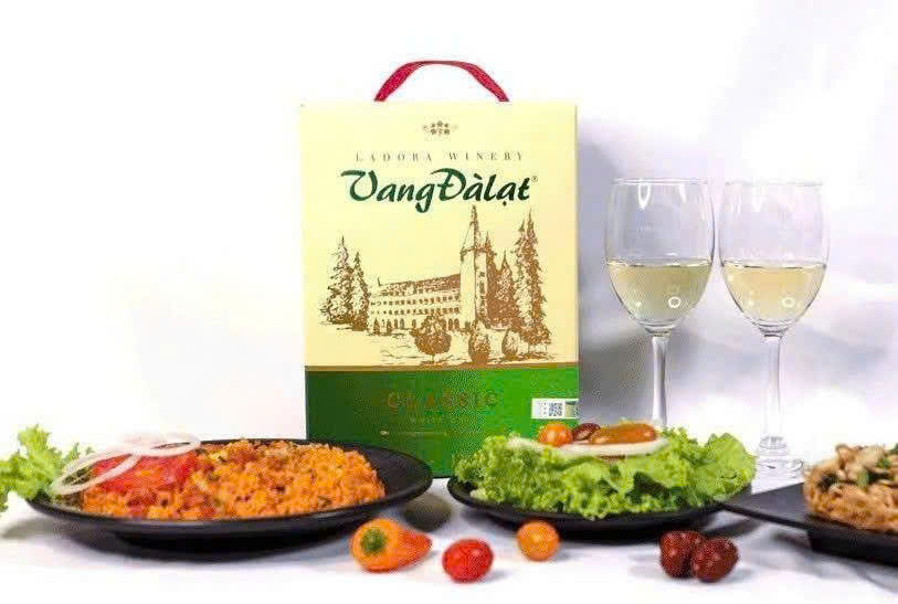 Dung-dieu-voi-vang-da-lat-3-lit-Trang-gia-re-nhat