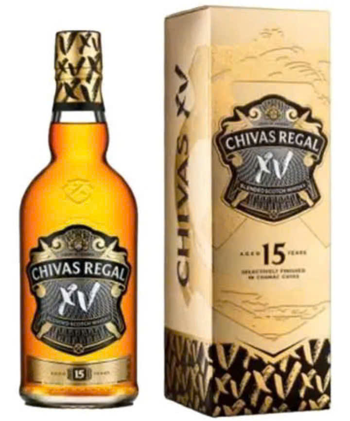 Gia-chivas-15-moi-700-ml-tai-Ha-Noi