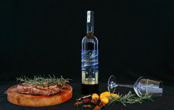 Gioi-thieu-Dalat-Single-Edition-Shiraz-voi-thit-do