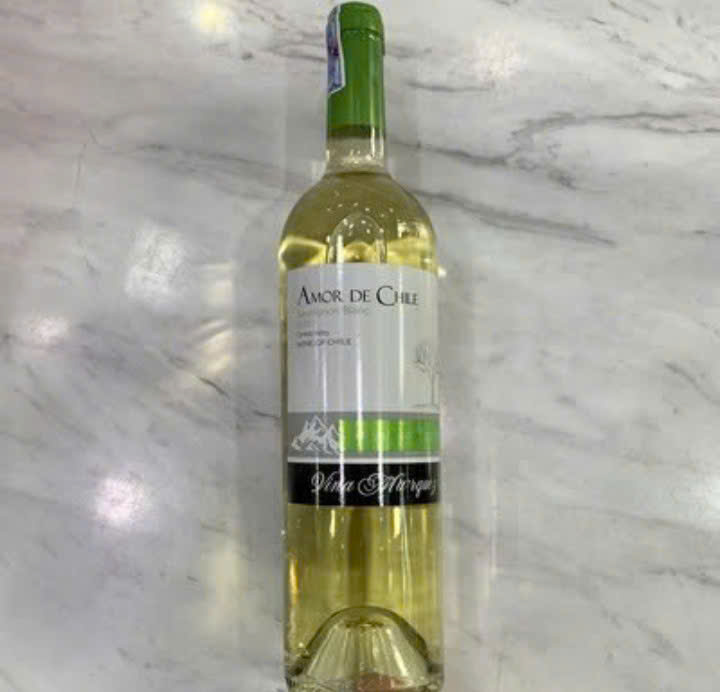 Gioi-thieu-amor-de-chile-sauvignon-blanc-trang-750-ml