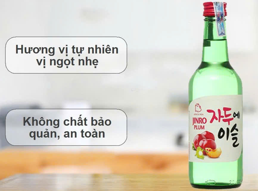 Gioi-thieu-jinro-soju-plum-man