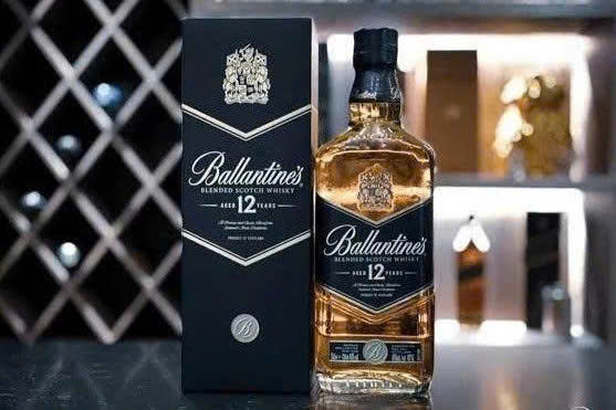 Mua-ban-Ballantines-12