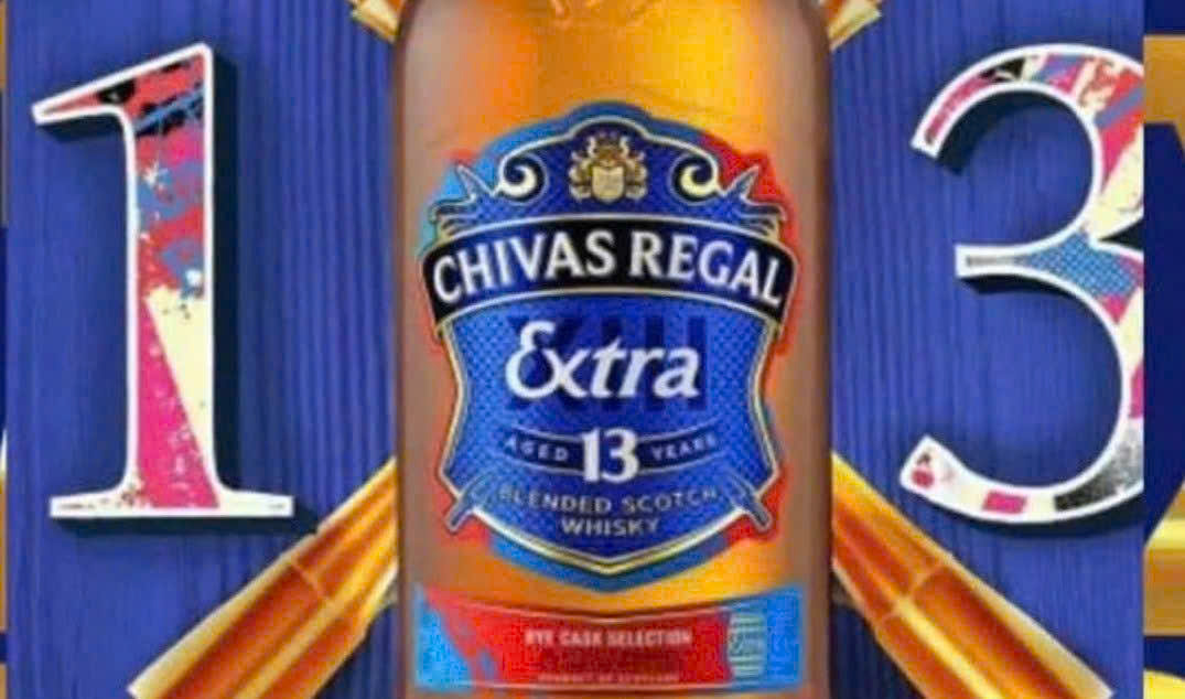 Nhan-hieu-Chivas-Extra-13-Rye-Cask-Xanh