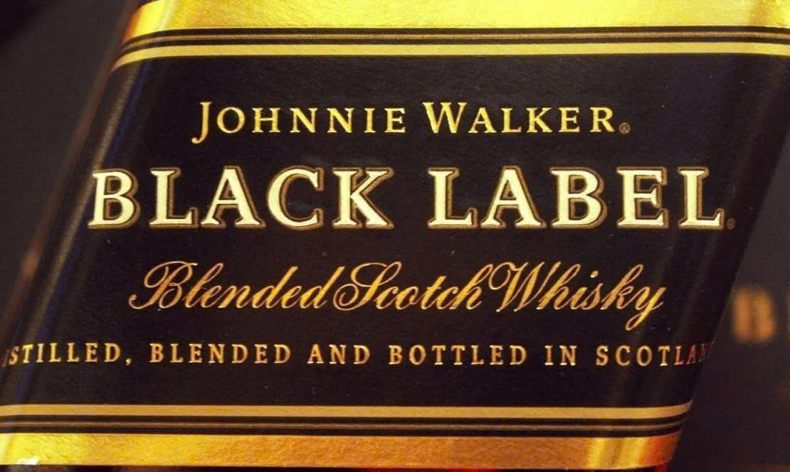 Nhan-hieu-ruou-johnny-walker-black-label