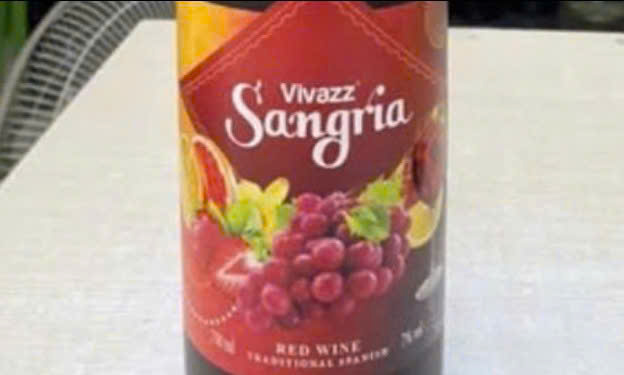 Nhan-hieu-vivazz-sangria-do-750-ml-ladofoods