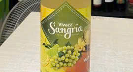 Nhan-hieu-vivazz-sangria-trang-750-ml