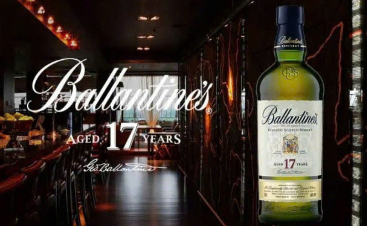 Quang-cao-Ballantines-17-nam-tuoi
