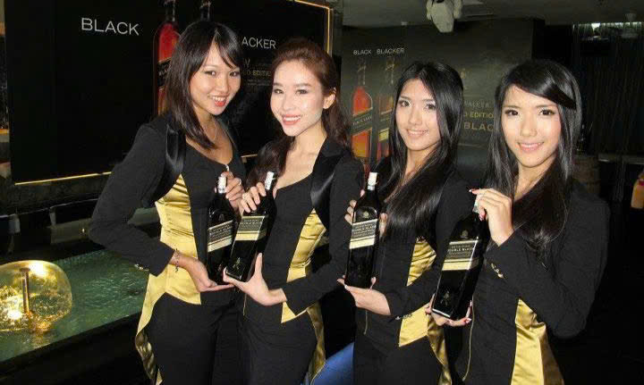 Quang-cao-Double-Black-1lit-cua-Diageo