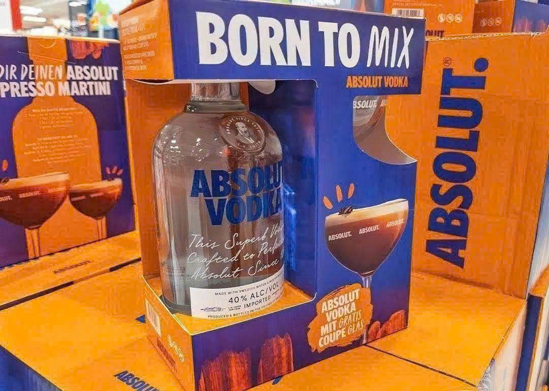 Quang-cao-Vodka-Absolut-70-cl-gia-re