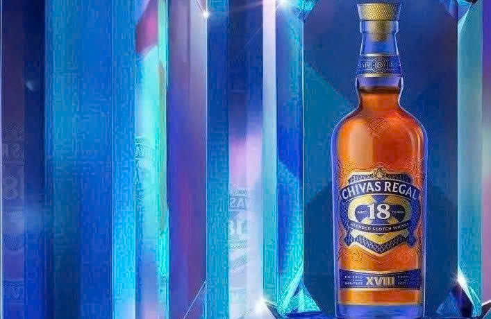 Quang-cao-ruou-Chivas-18-70-cl-mau-moi