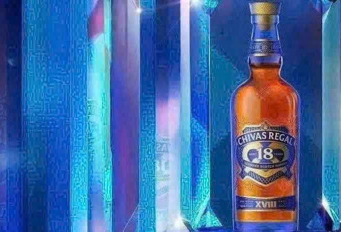 Quang-cao-ruou-Chivas-18-nam-tuoi-70-cl-mau-moi
