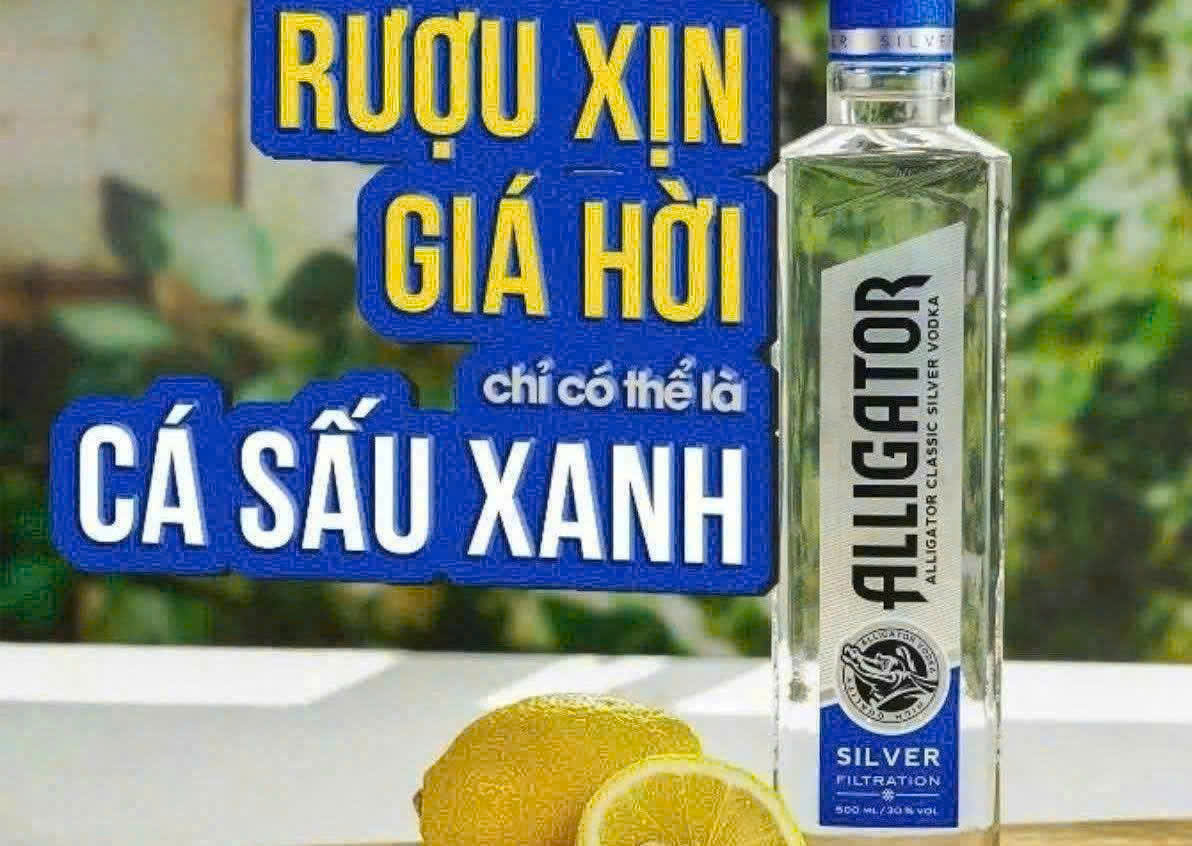 Quang-cao-ruou-Vodka-ca-sau-xanh-50-cl-gia-re