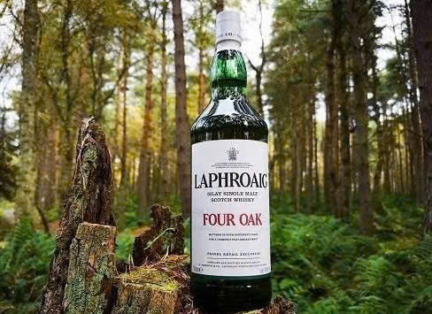 Quang-cao-ruou-laphroaig-four-oak-1lit