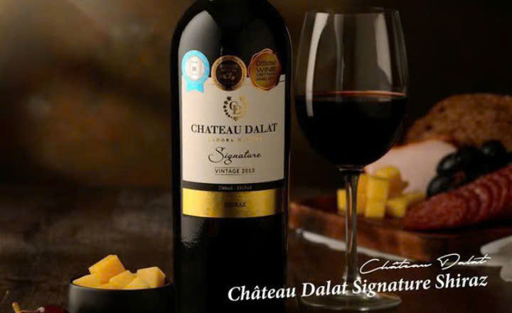Ra-mat-chateau-dalat-Shiraz-vang-da-lat-750-ml-moi