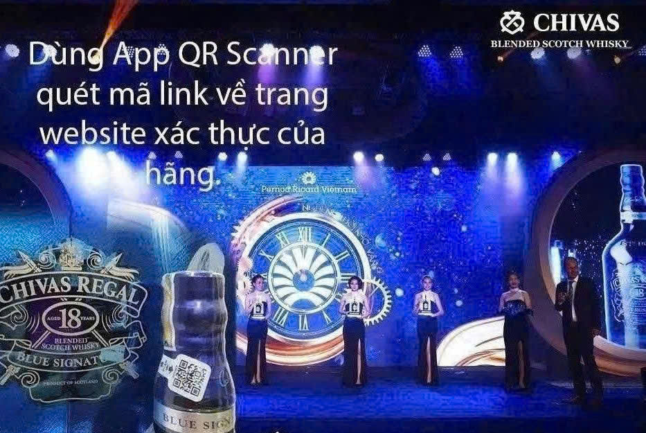 Ra-mat-chivas-18-Blue-70-cl