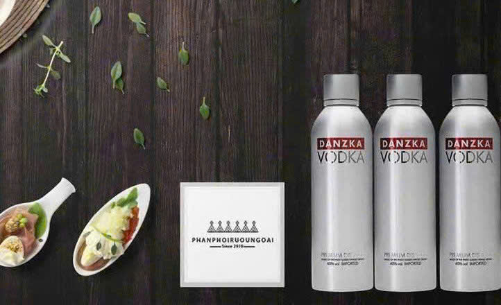 Ruou-vodka-danzka-va-mon-an