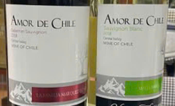 Thuong-hieu-AMOR-DE-CHILE-do-trang-750ml