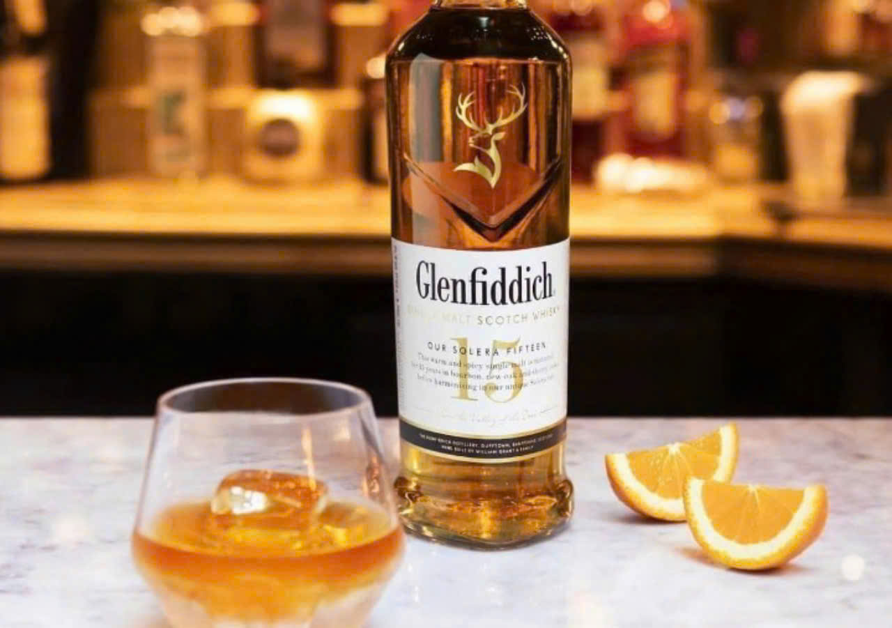 Thuong-thuc-Glenfiddich-15-nam-tuoi