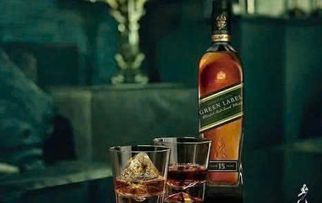 Thuong-thuc-Johnnie-Walker-Green-label-chuan-vi-nhat