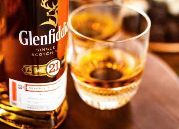 Thuong-thuc-The-Glenfiddich-21-YO-Gran