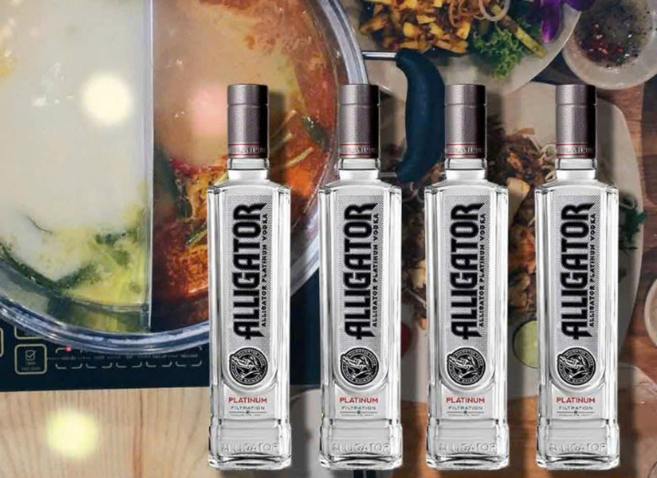 Thuong-thuc-Vodka-Ca-Sau-Den-500-ml