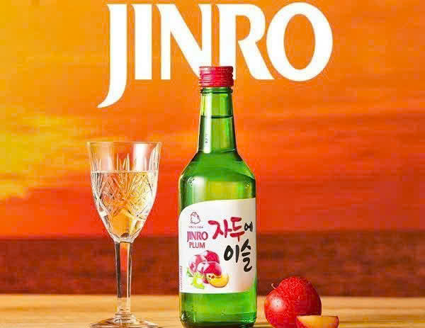 Thuong-thuc-jinro-soju-plum-man-360ml-gia-re