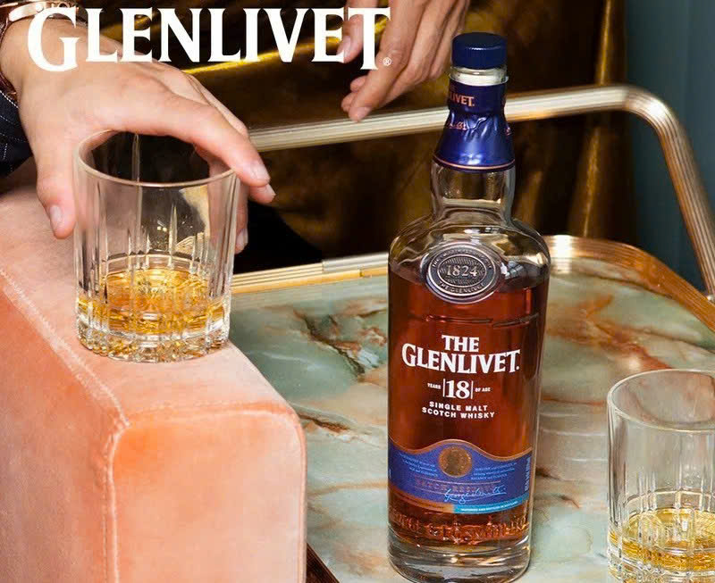 Thuong-thuc-ruou-The-Glenlivet-18-dung-chuan