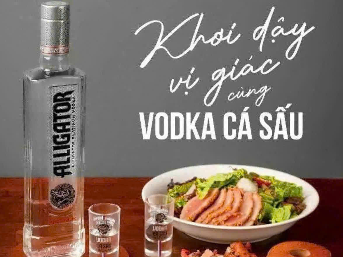 Thuong-thuc-ruou-Vodka-Ca-Sau-Den-dung-cach-nhat