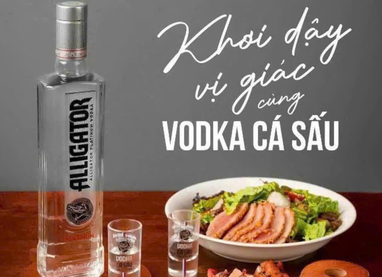 Thuong-thuc-ruou-Vodka-Ca-Sau-Den-dung-chuan