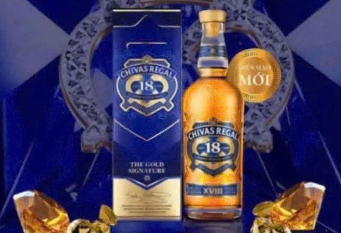 Trung-bay-Chivas-18-nam-tuoi-70-cl-moi