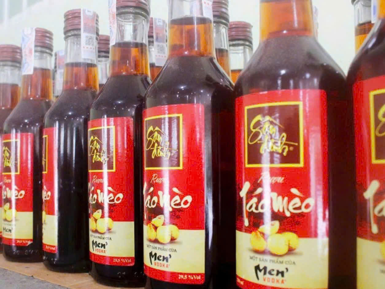 Trung-bay-Ruou-Tao-Meo-San-Dinh-400ml