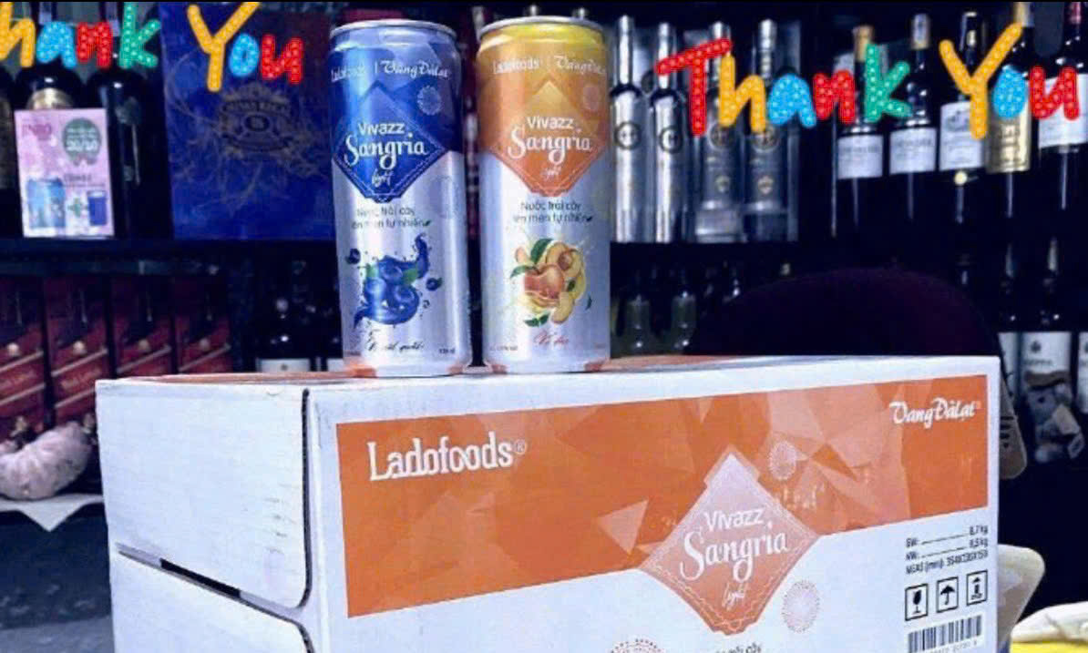 Trung-bay-Vivazz Sangria đao-viet-quat-ladofoods