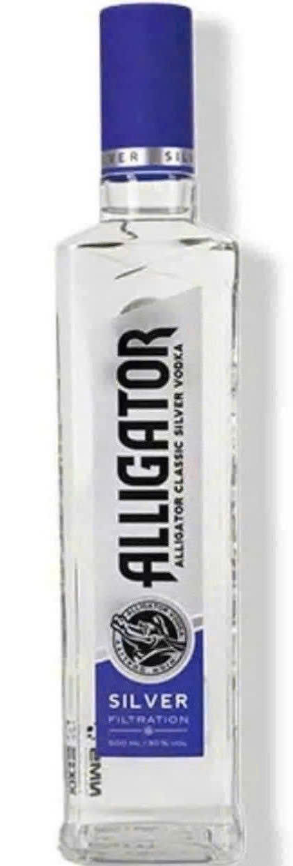 Vodka-Ca-Sau-Xanh-500-ml-mua-gia-re-nhat-HN